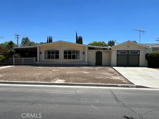 43679 Elliot Court