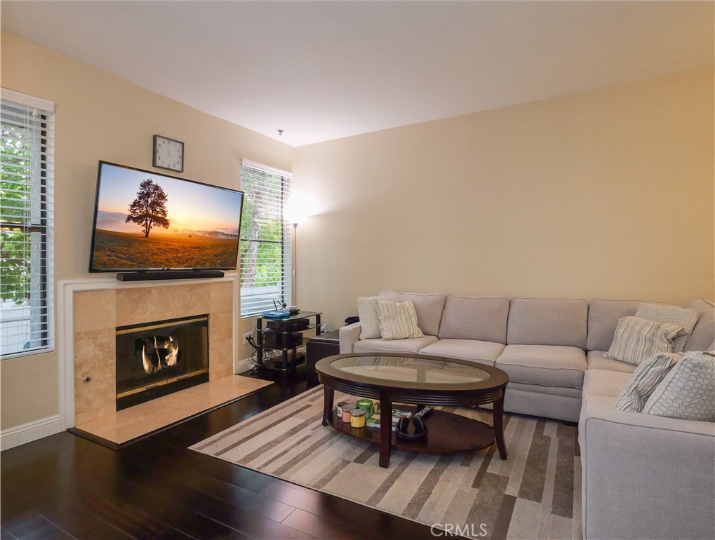 2595 Plaza Del Amo 422