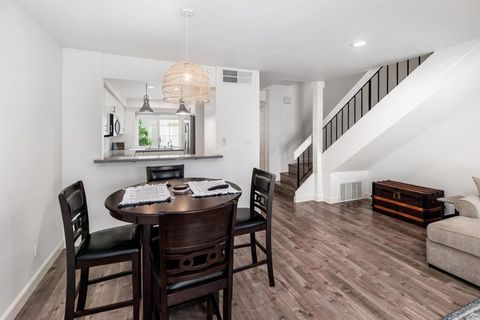 Tiny photo for 6819 Alderwood Drive, Carlsbad, CA 92011 (MLS # NDP2602187)