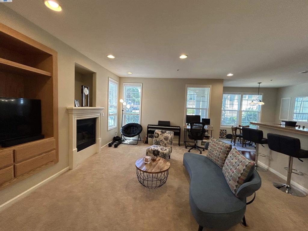 DUBLINRACH - Residential Lease