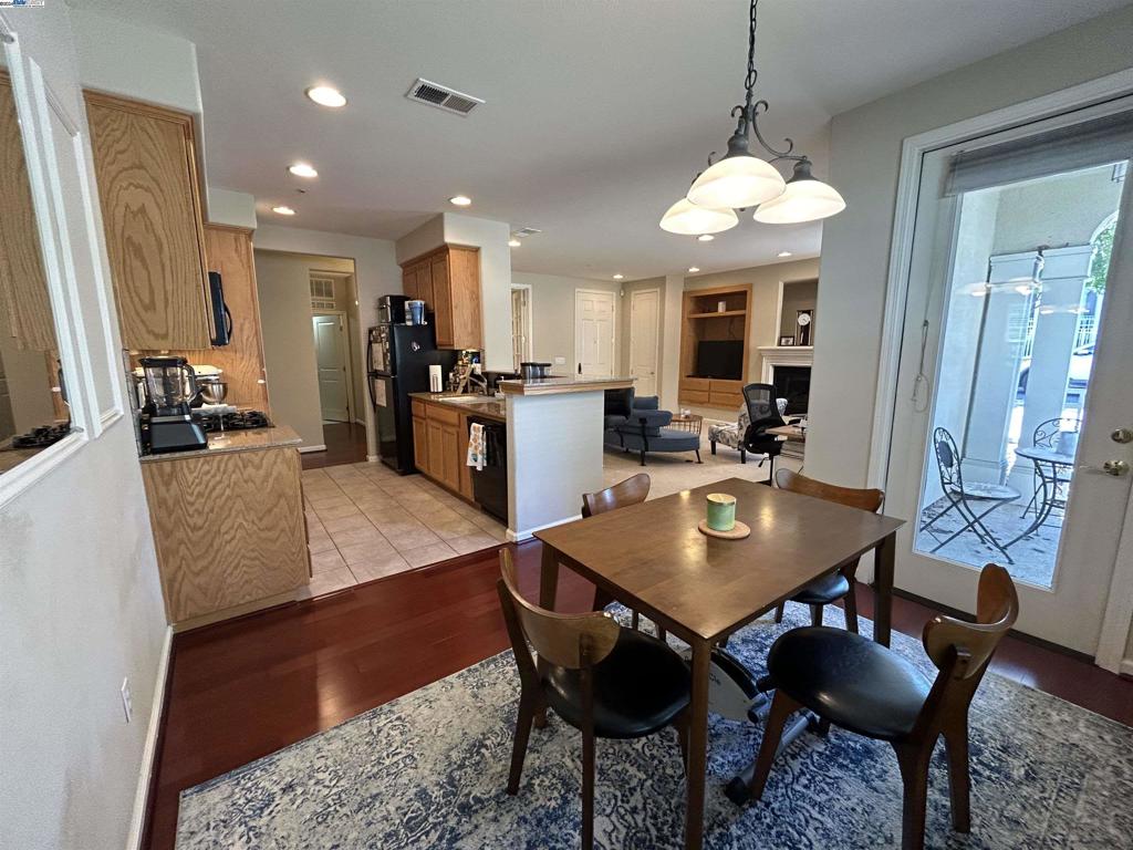 DUBLINRACH - Residential Lease