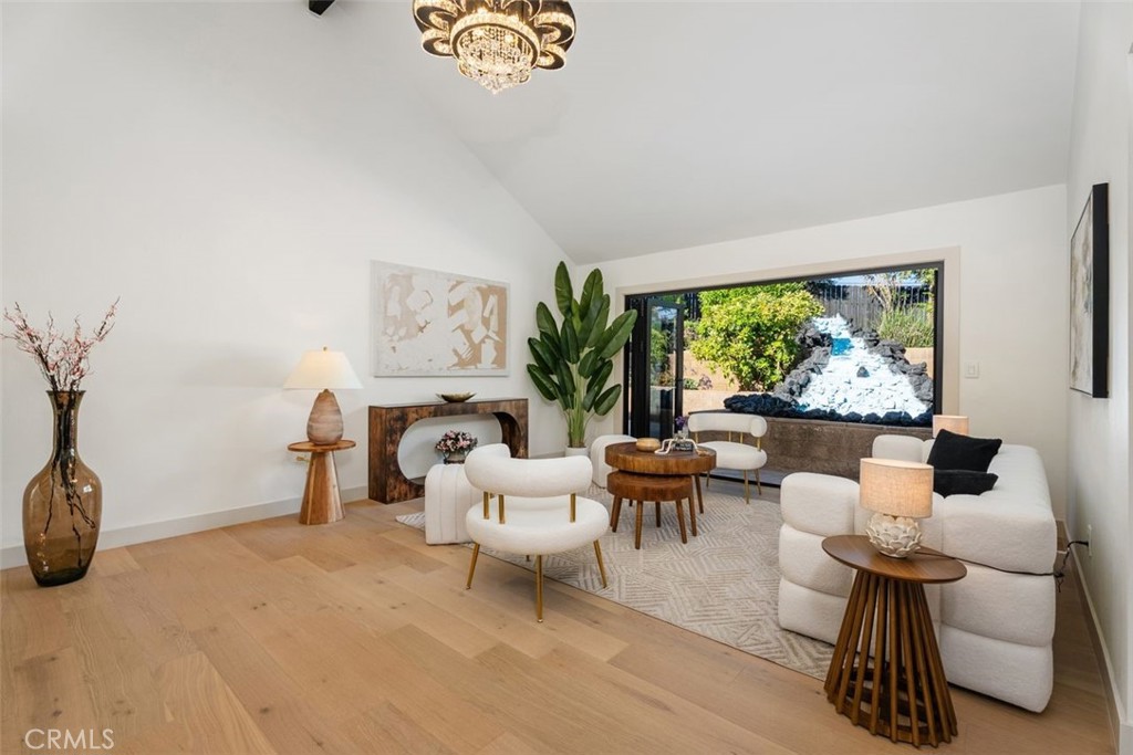 6032 Sun Knoll Circle