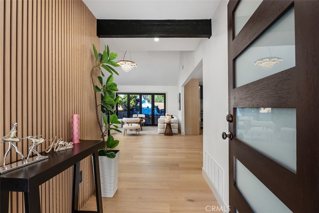 6032 Sun Knoll Circle