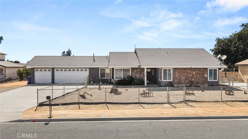 6063 Saguaro