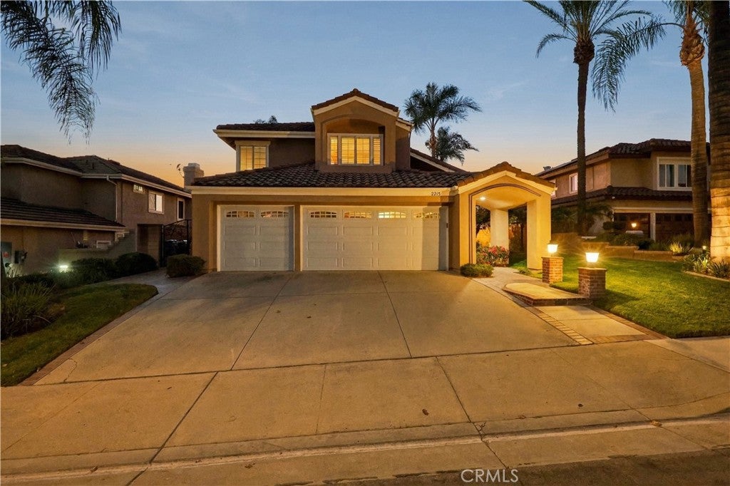 2215 Calle Margarita