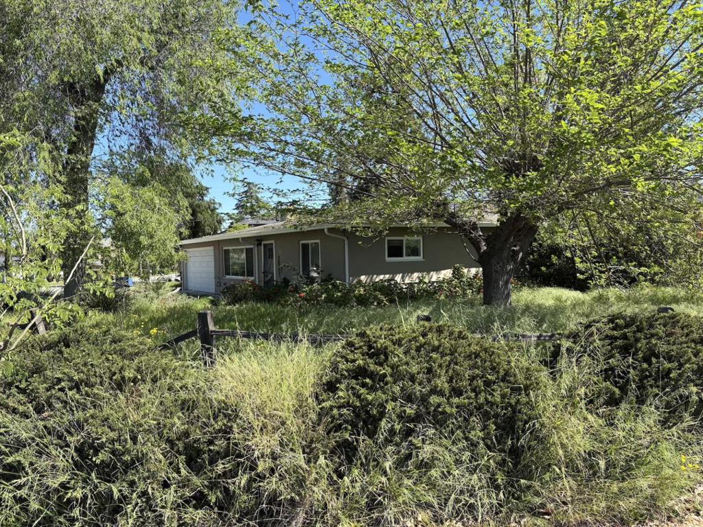 17951 Los Felice Drive, Saratoga CA 95070
