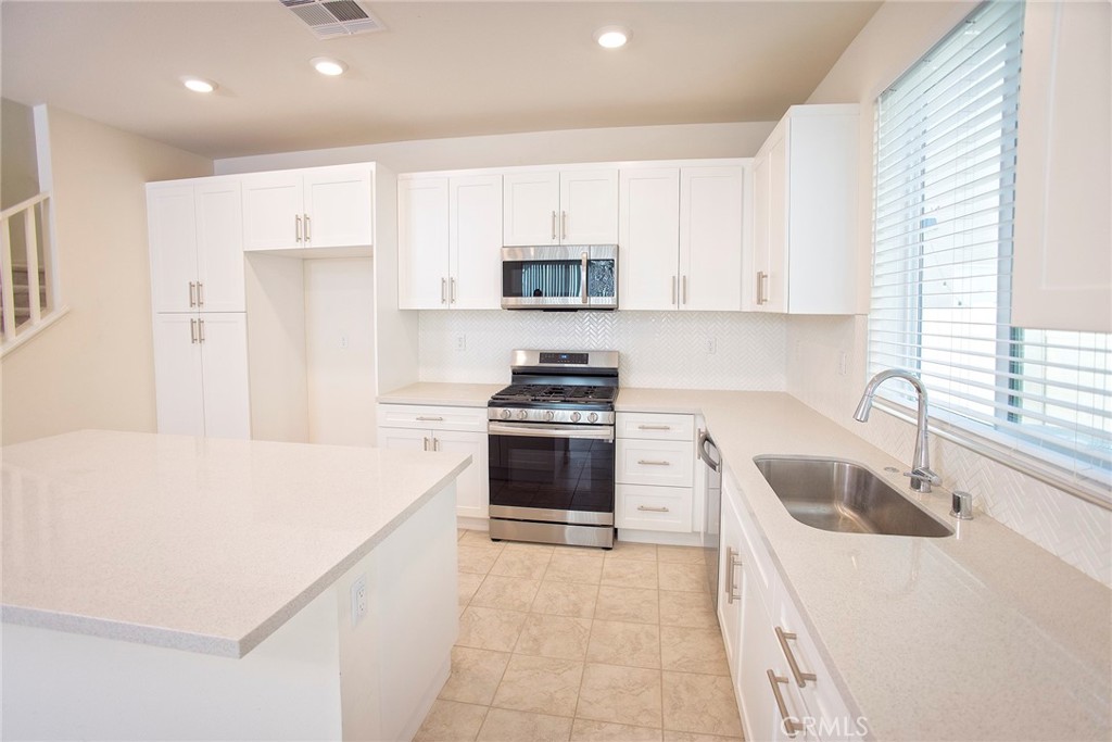 3672 S Brunswick Paseo