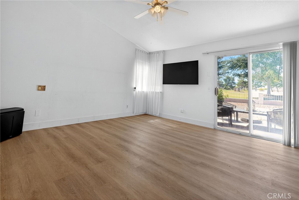 MISSION LAKES - Residential