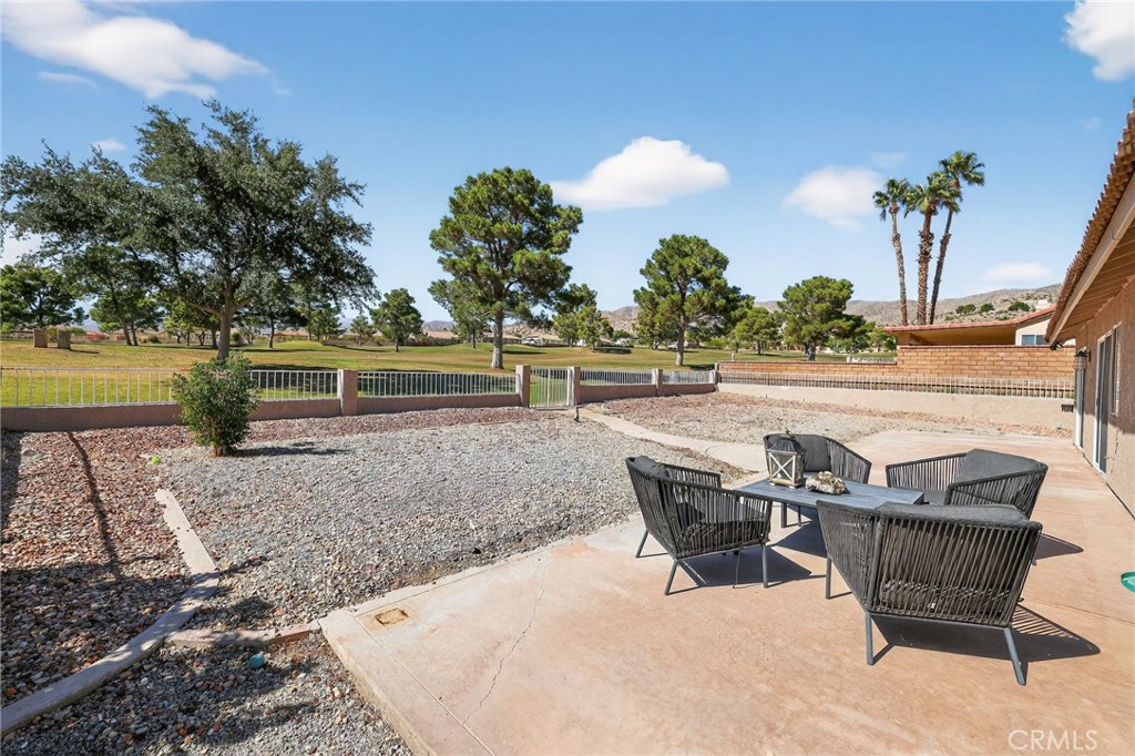 MISSION LAKES - Residential