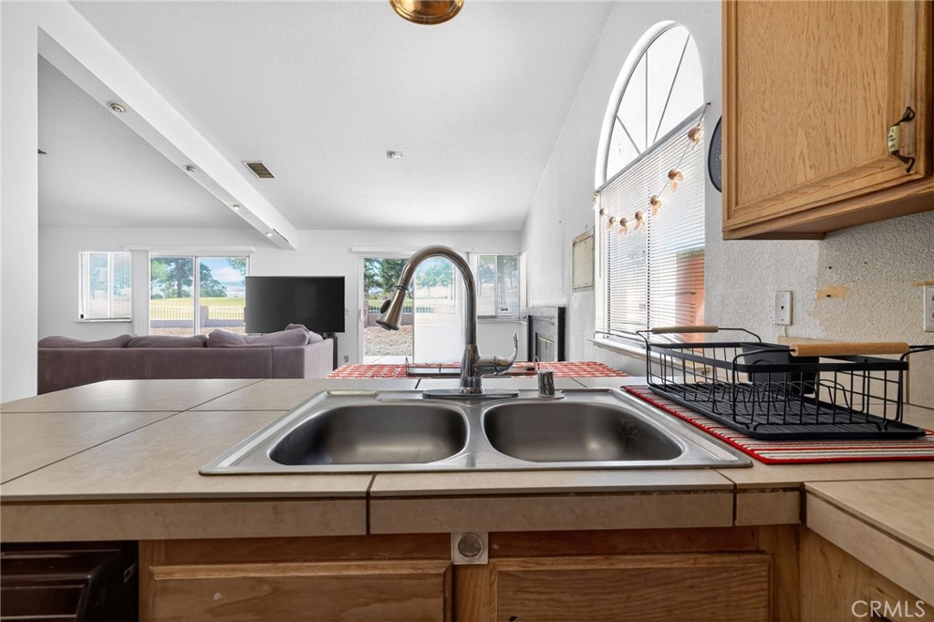 MISSION LAKES - Residential