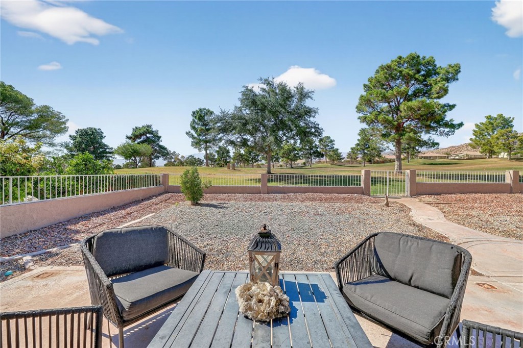 MISSION LAKES - Residential