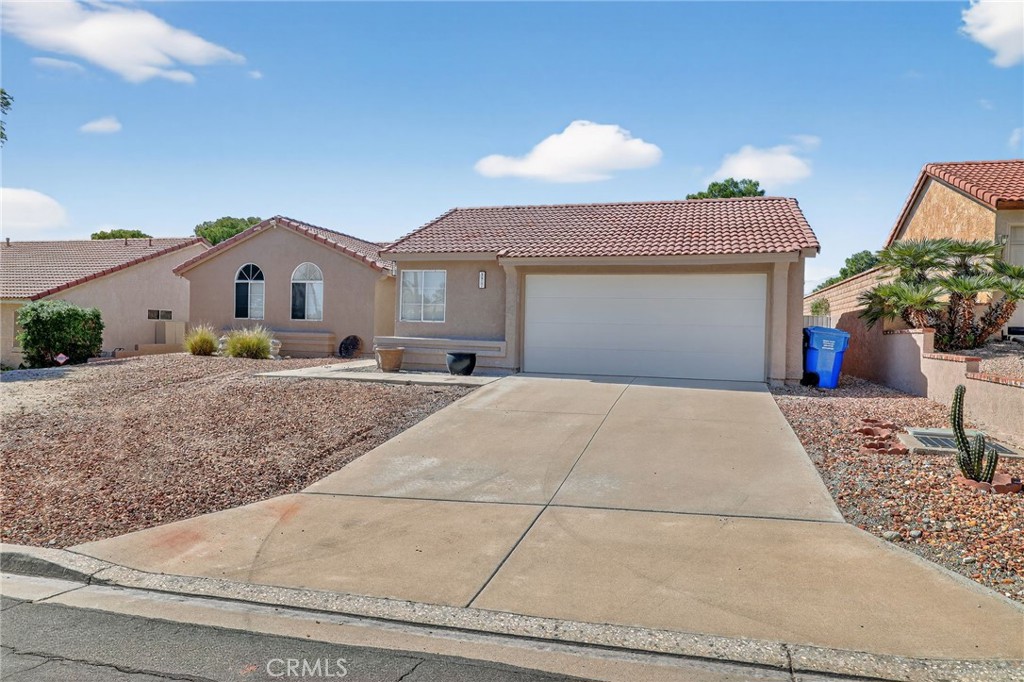 MISSION LAKES - Residential