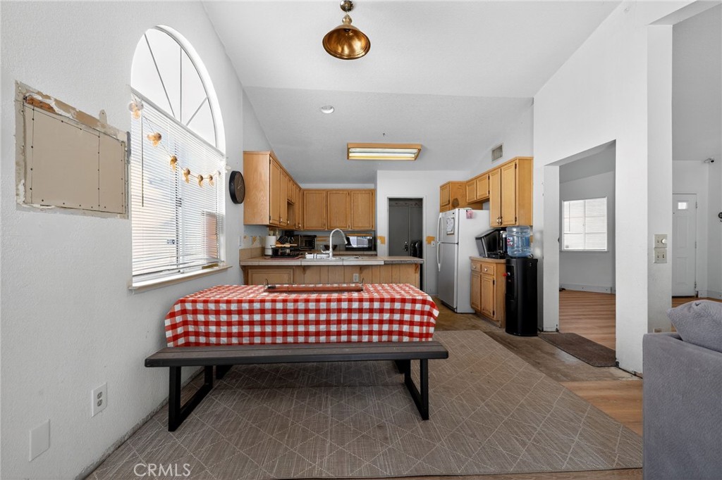 MISSION LAKES - Residential