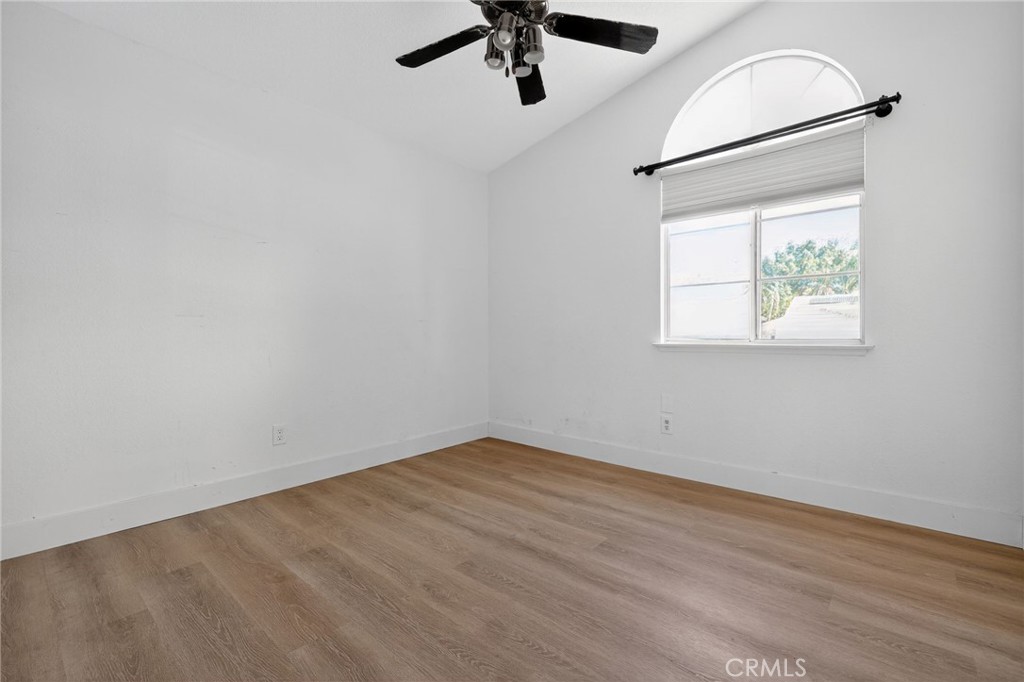 MISSION LAKES - Residential