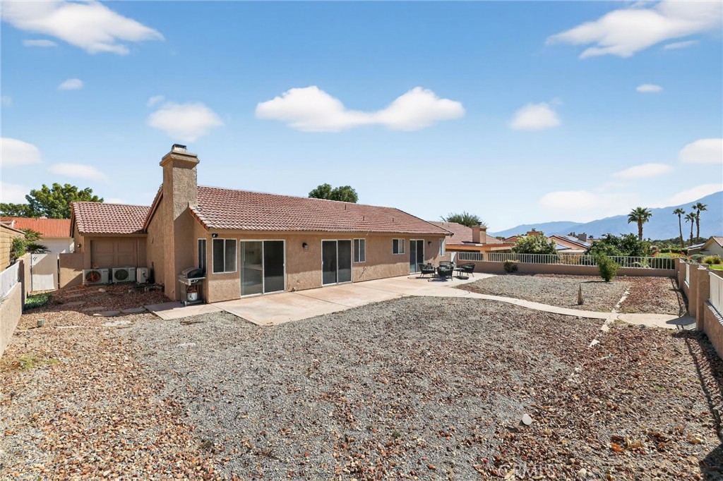 MISSION LAKES - Residential