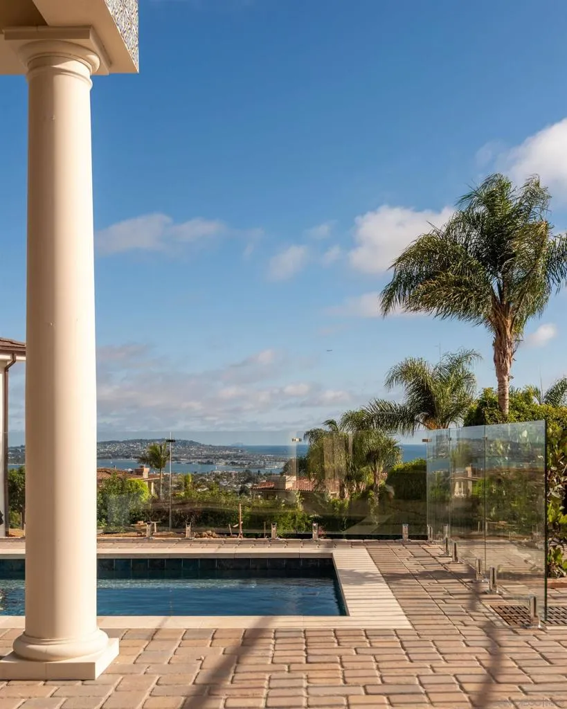 San Diego, California 92109, United States, 4 Bedrooms Bedrooms, ,4 BathroomsBathrooms,Residential,Active,178680