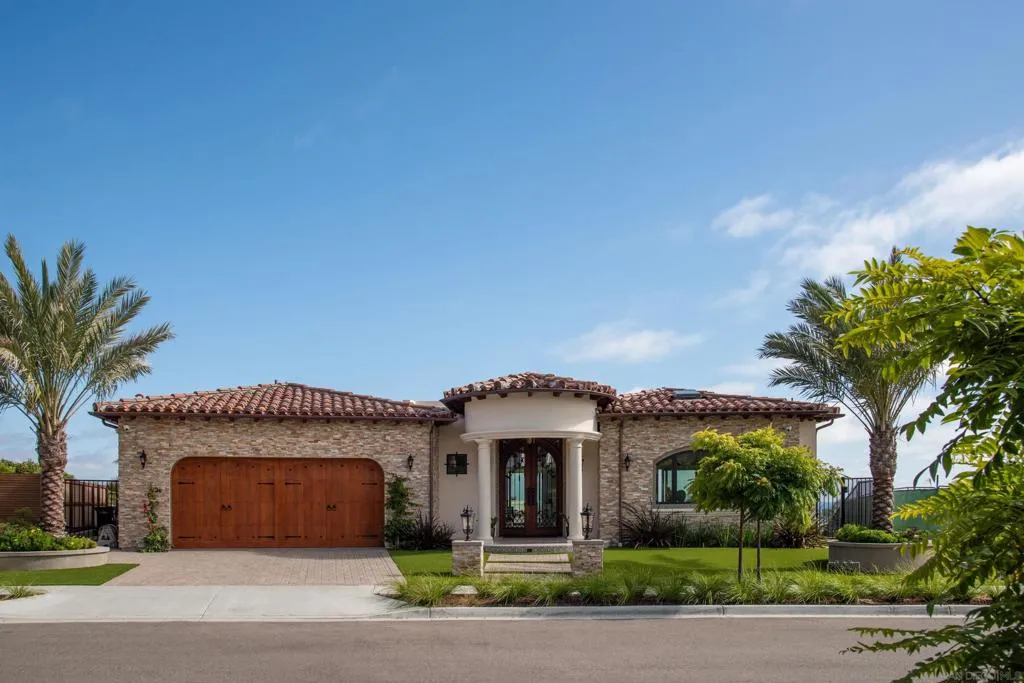 San Diego, California 92109, United States, 4 Bedrooms Bedrooms, ,4 BathroomsBathrooms,Residential,Active,178680