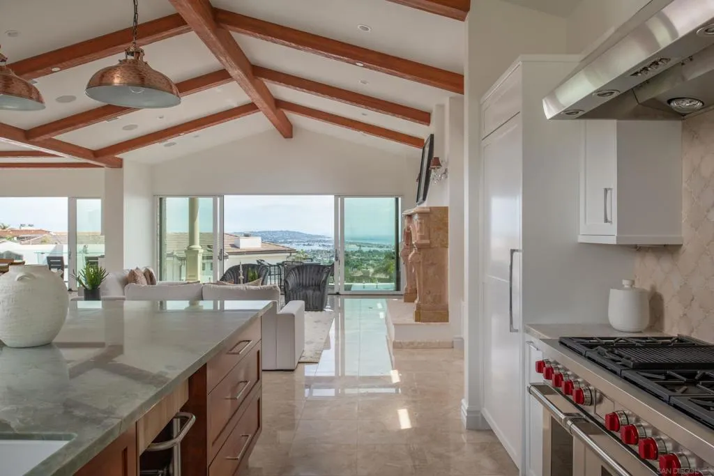 San Diego, California 92109, United States, 4 Bedrooms Bedrooms, ,4 BathroomsBathrooms,Residential,Active,178680