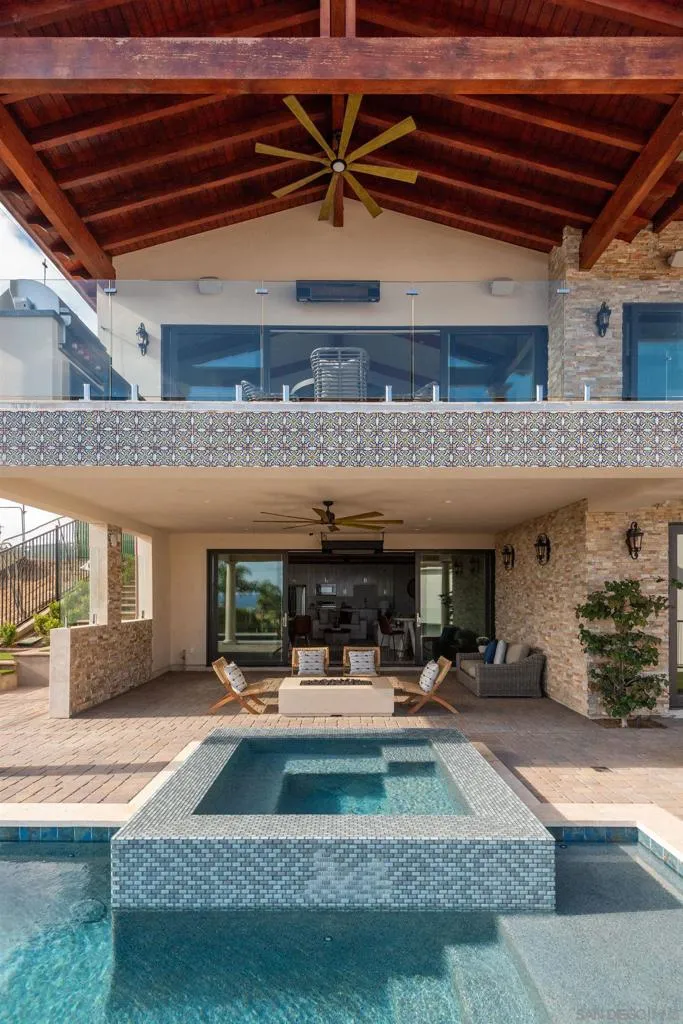 San Diego, California 92109, United States, 4 Bedrooms Bedrooms, ,4 BathroomsBathrooms,Residential,Active,178680