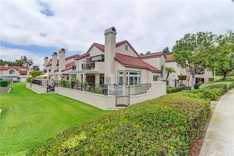 21982 Kitridge 143 Mission Viejo CA 92692