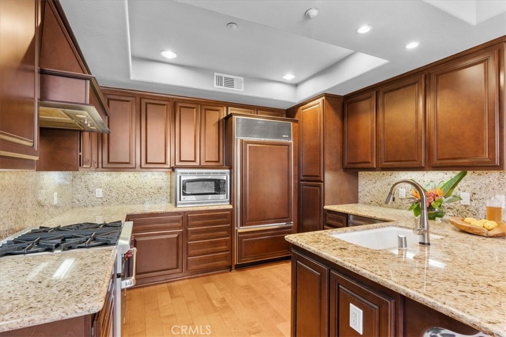 Properties 1 401 Bernard 202