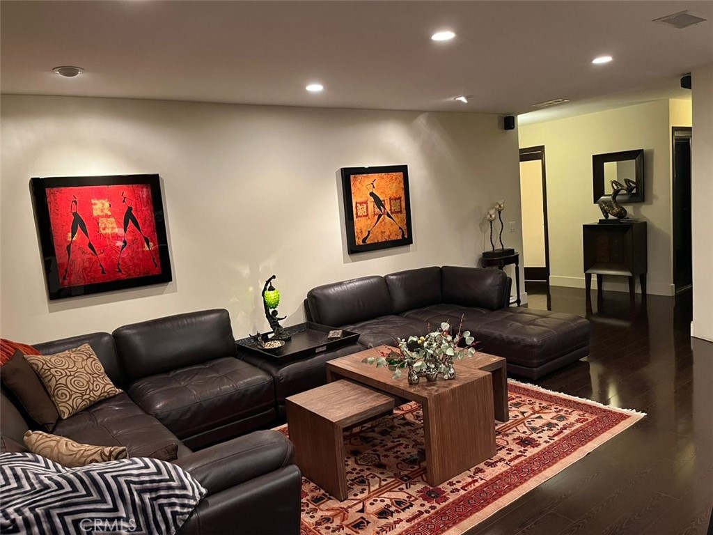 4636 Park Granada 159