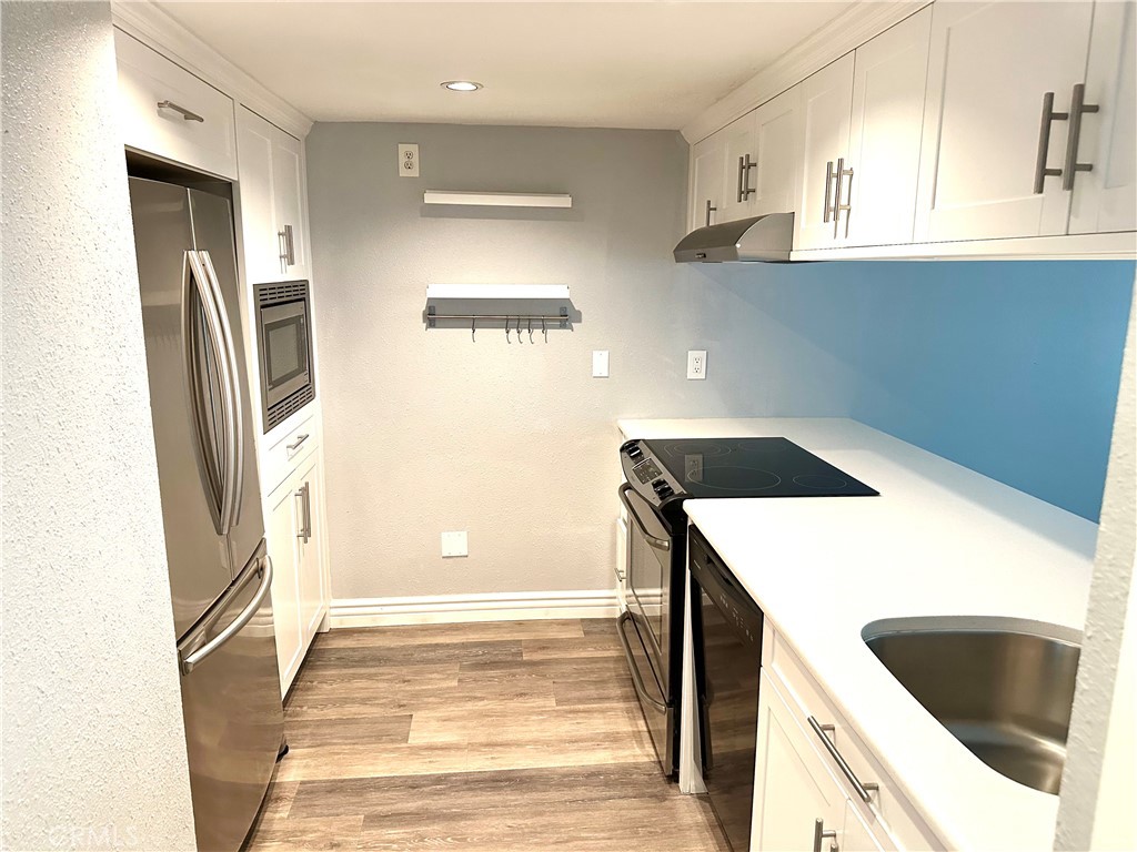 Lake Forest Woods (LW) - Residential Lease