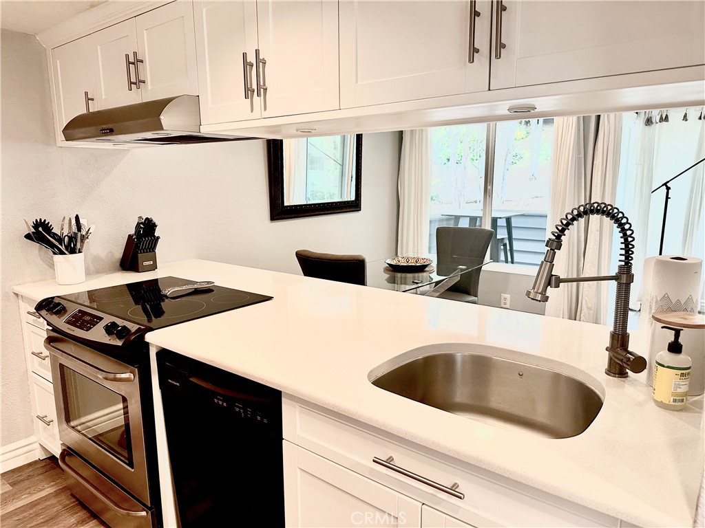 Lake Forest Woods (LW) - Residential Lease