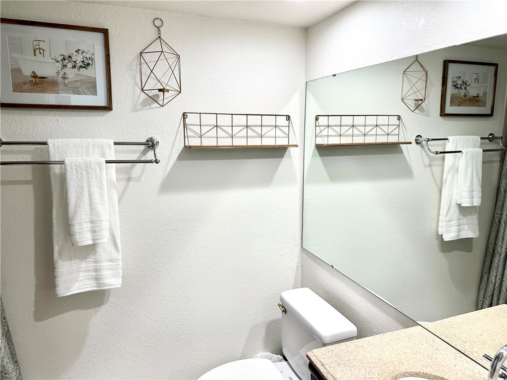 Lake Forest Woods (LW) - Residential Lease