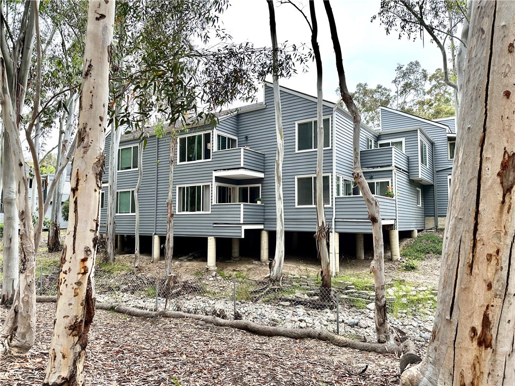 Lake Forest Woods (LW) - Residential Lease