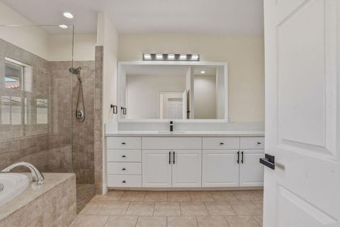 Tiny photo for 74580 Daylily Circle, Palm Desert, CA 92260 (MLS # 219146790DA)