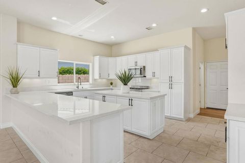 Tiny photo for 74580 Daylily Circle, Palm Desert, CA 92260 (MLS # 219146790DA)
