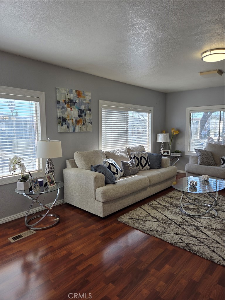 1301 E Avenue I SPC 225