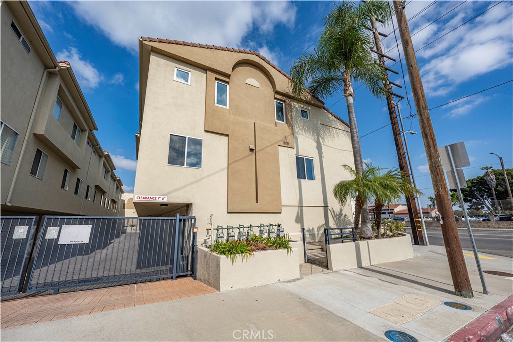 4001 W 165th Street A