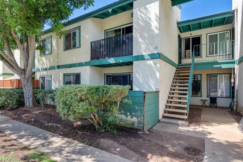 1811 E Grand Avenue 149