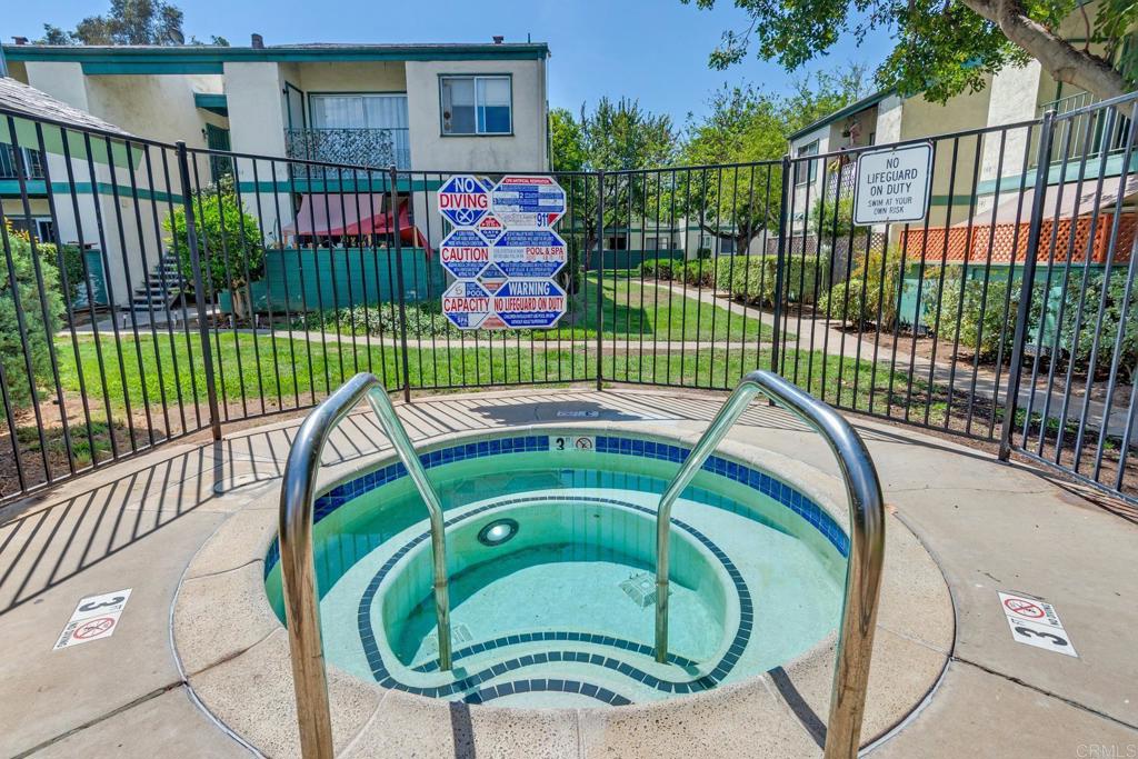 1811 E Grand Avenue 149