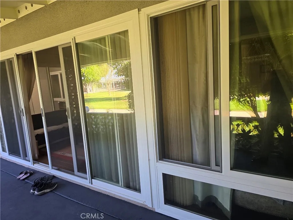 Seal Beach, California 90740, United States, 2 Bedrooms Bedrooms, ,1 BathroomBathrooms,Residential,Active,196680