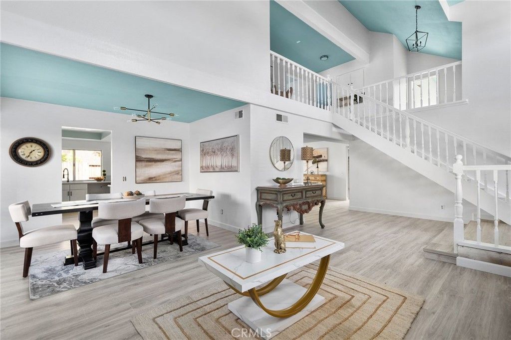 listing image 130728434461126957754
