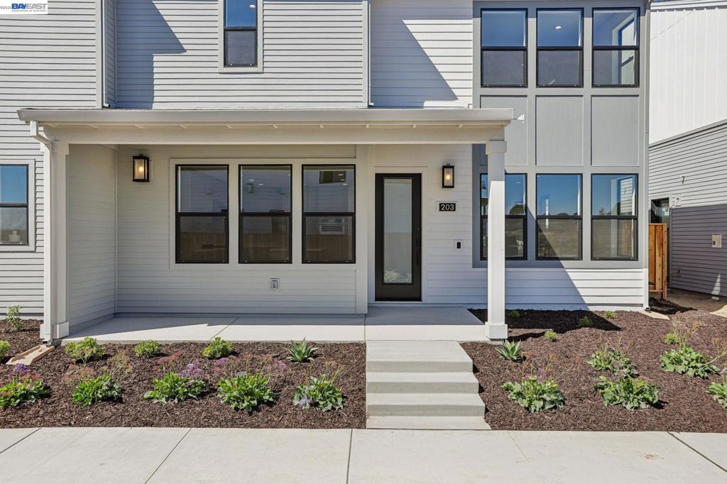 203 Mollusk Circle