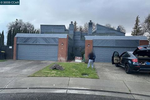 2551 Antoine Ct Stockton CA 95209