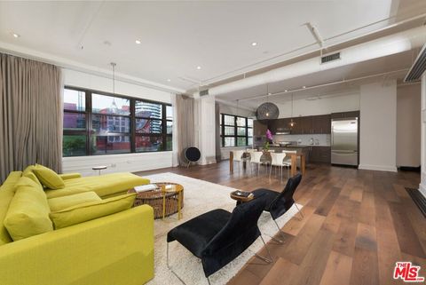 Photo of 1645 Vine Street #309, Los Angeles, CA 90028 (MLS # 26635123)