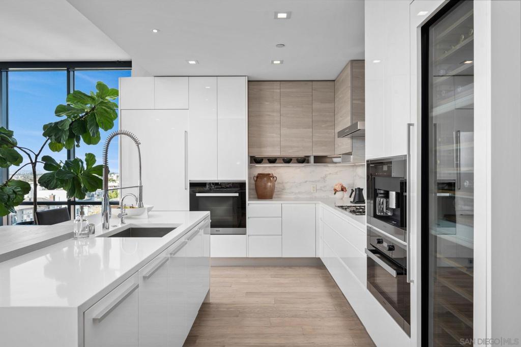 Mission Hills - Residential