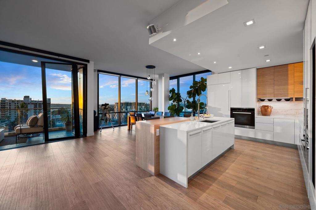 Mission Hills - Residential