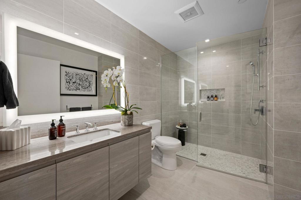 Mission Hills - Residential