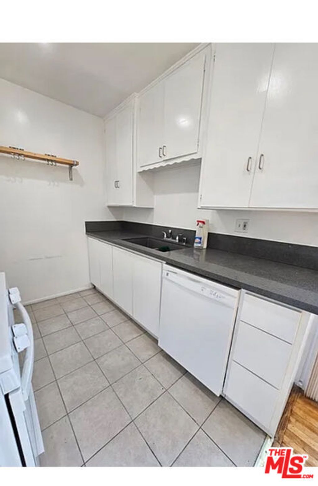 Photo of 3125 S Durango Avenue, Los Angeles, CA 90034 (MLS # 25610087)