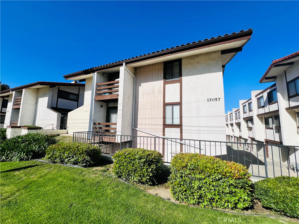 Move-in ready 1,264 sq. ft. tri-level condo in central Gardena! This bright and spacious 2-bed + den, 2.5-bath home features a private front patio, open living area, and kitchen with granite counters and ample cabinet space. Upstairs: 2 bedrooms + den (great as 3rd bedroom/office), including a primary suite with vaulted ceilings, walk-in closet, and en-suite bath. Laundry area with washer and dryer hookup downstairs. Large 2-car garage with extra space for bikes, jet skis, or storage. Community offers pool and spa. Pet-friendly and close to schools, shops, beaches, and 91/110/105/405 freeways—perfect for families or roommates!