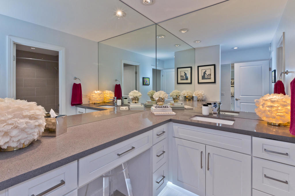 Thunderbird Villas - Residential