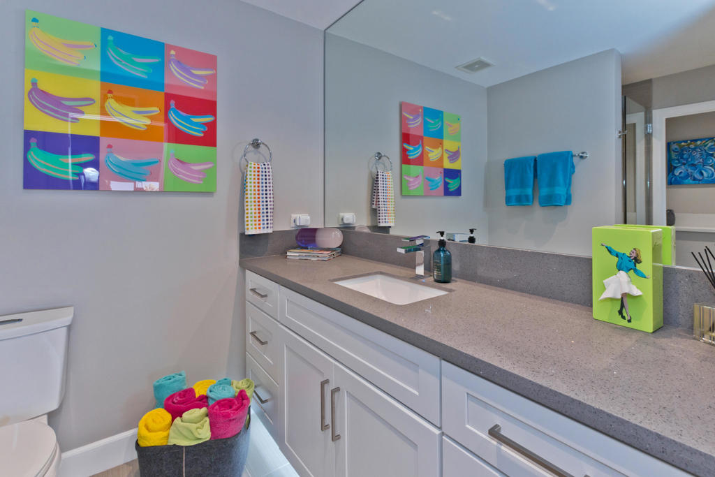 Thunderbird Villas - Residential