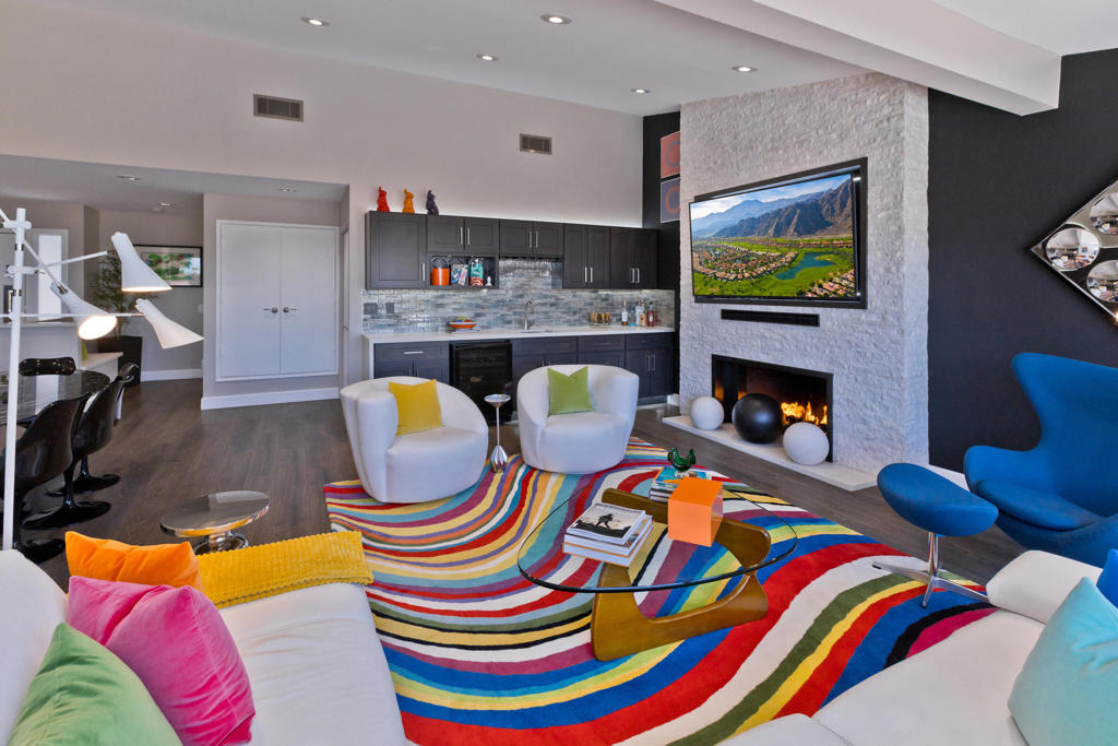 Thunderbird Villas - Residential