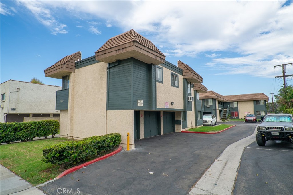 7361 Artesia Boulevard